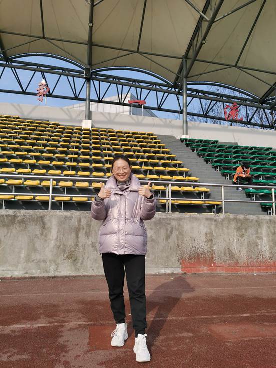 ($U`6G~[O1A0Q8G0Q)5`A06